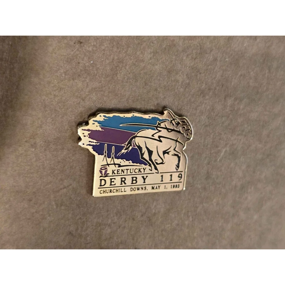 119th Kentucky Derby 1993 Churchill Downs Equestrian Lapel Vest Hat Pin G18
